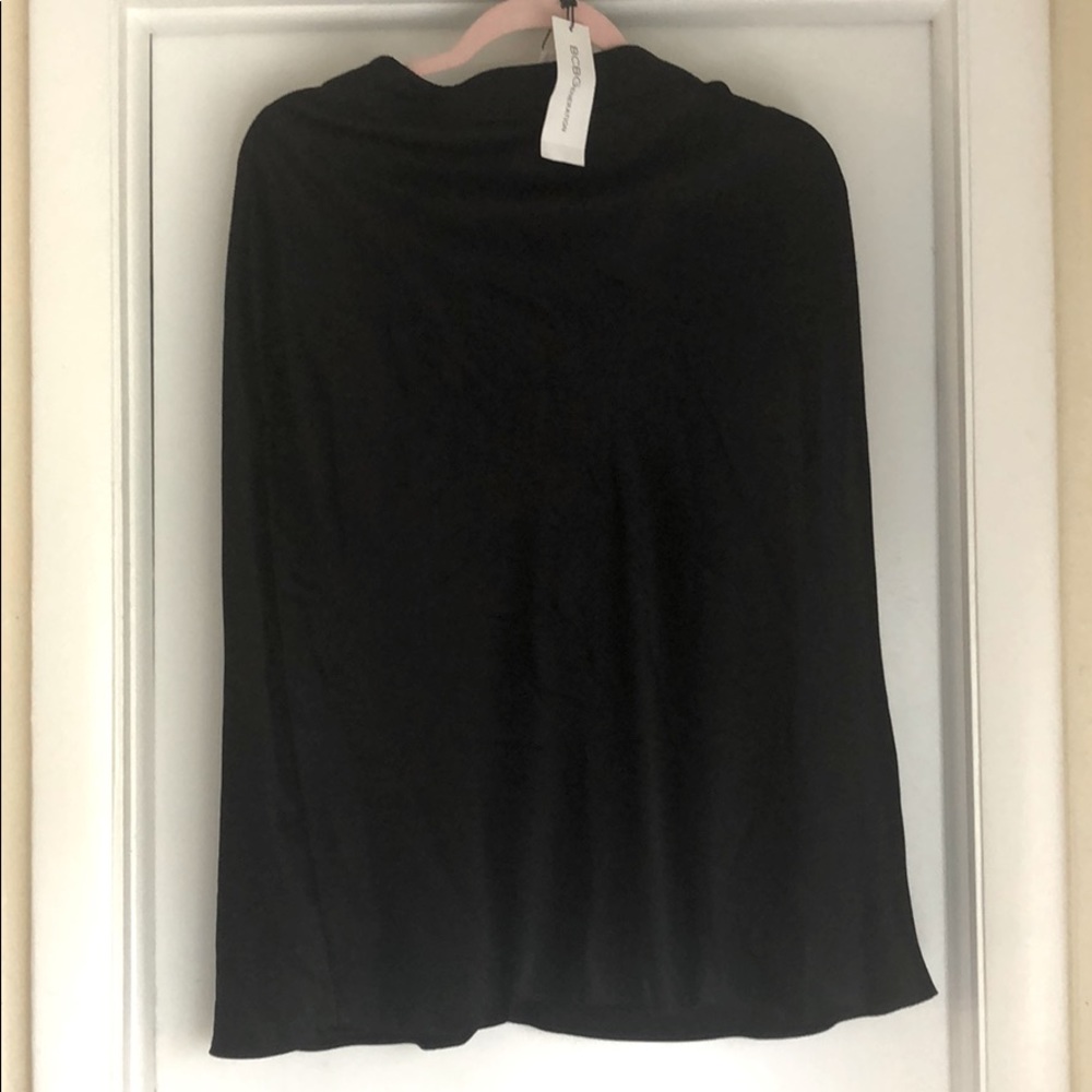 BCBG satin skirt